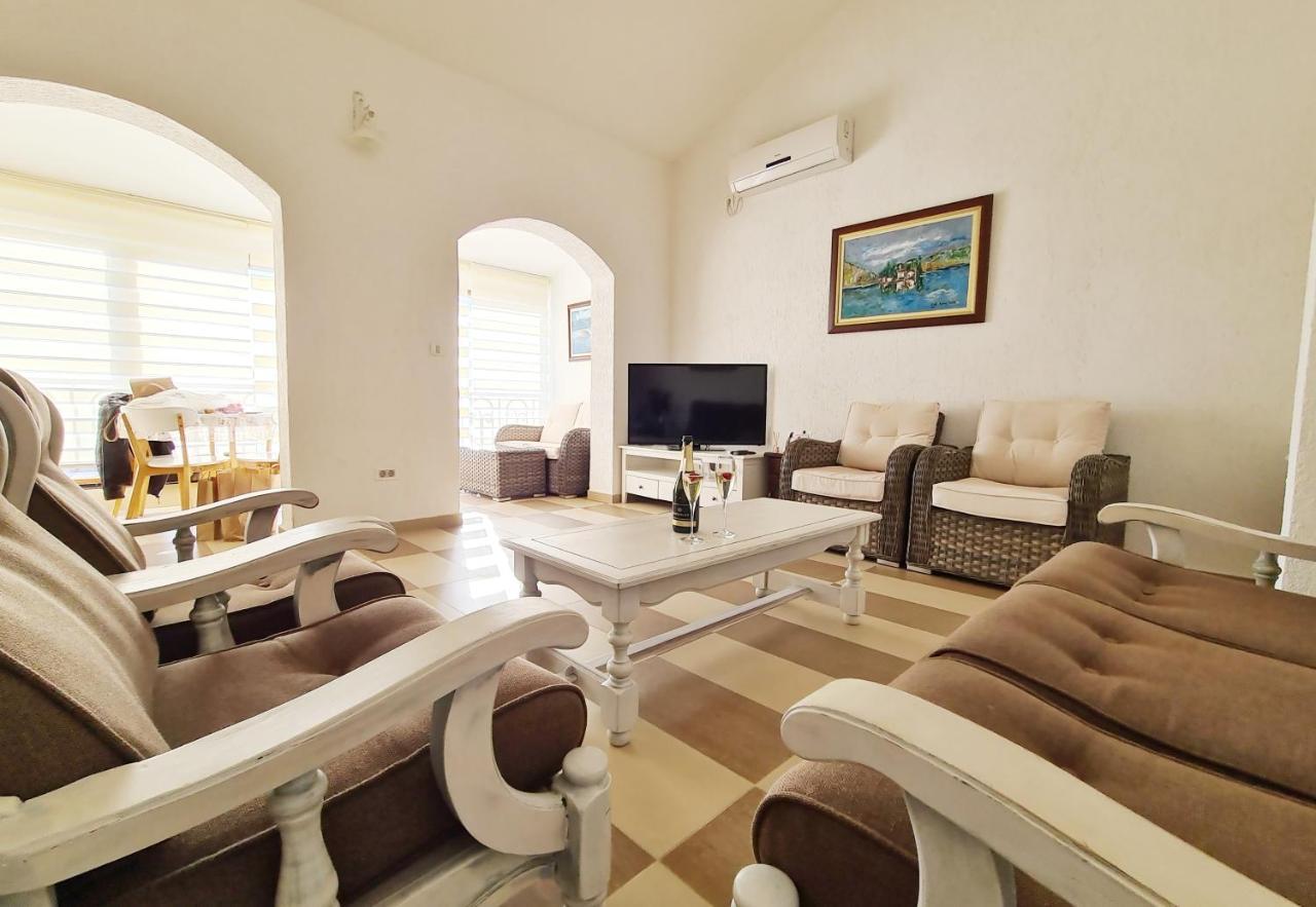Apartamento Live By The Sea, Bijela Rake Exterior foto